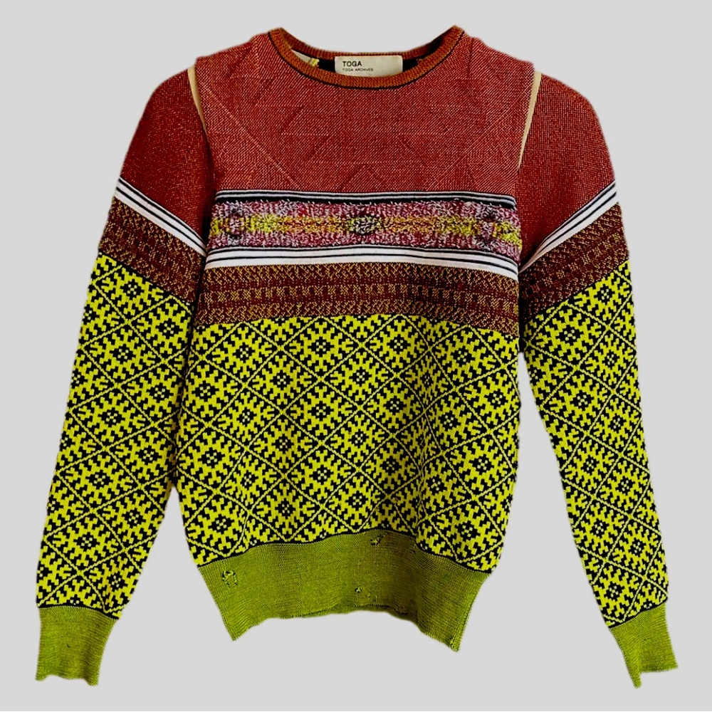 Toga Archives - Sweater